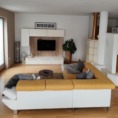 Apartment 66 - Stylisches Apartment Mit Balkon & Toplage In Brixen Exterior foto